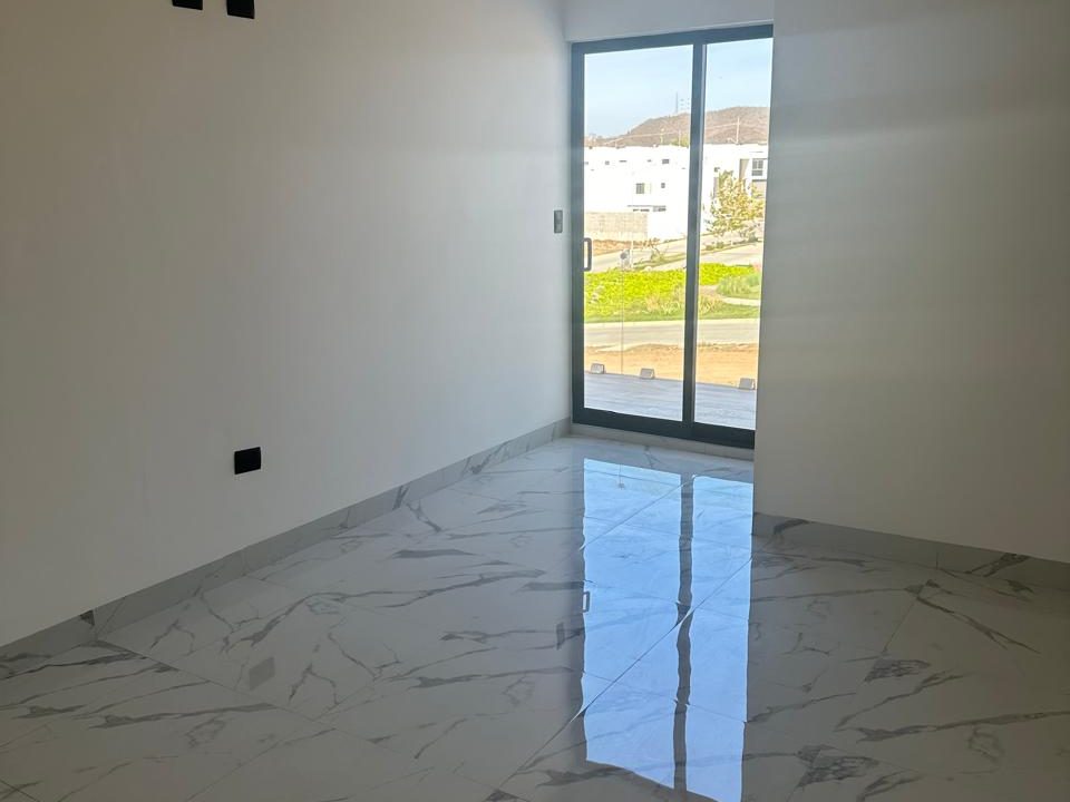 WhatsApp Image 2024-04-29 at 9.49.32 AM (14)