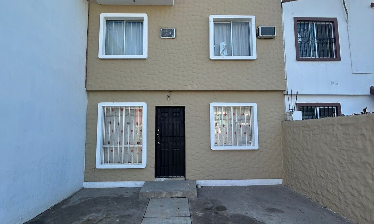 WhatsApp Image 2024-12-05 at 8.42.56 AM