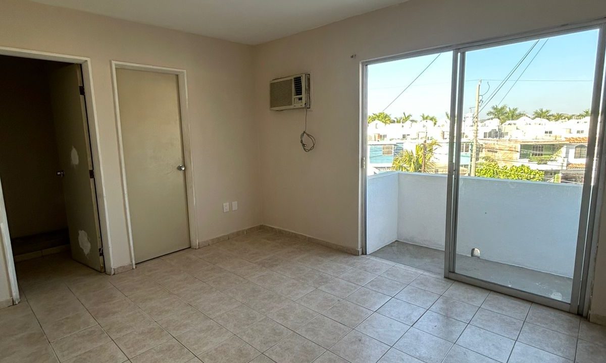 WhatsApp Image 2024-12-05 at 8.42.57 AM