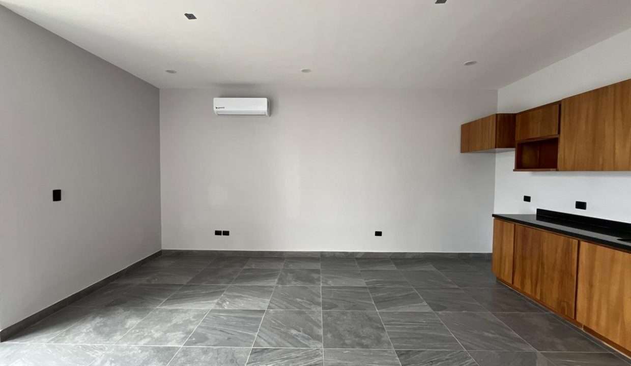 WhatsApp Image 2025-09-23 at 8.35.28 AM