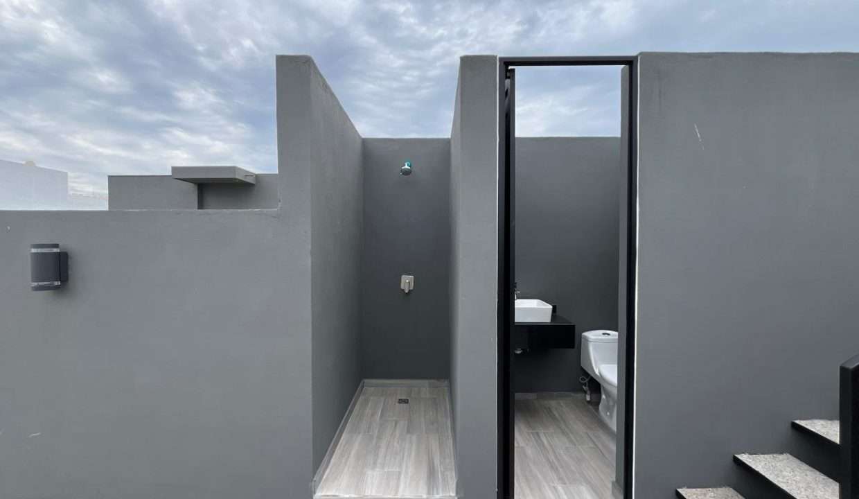 WhatsApp Image 2025-09-23 at 8.35.29 AM (2)